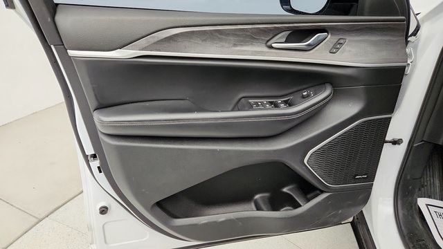 2022 Jeep Grand Cherokee Limited 4x4 w/ 10.1'' Touch Nav. & Dual-Pane Panoramic Sunroof - 22950780 - 18