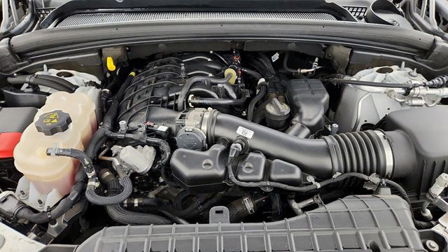 2022 Jeep Grand Cherokee Limited 4x4 w/ 10.1'' Touch Nav. & Dual-Pane Panoramic Sunroof - 22950780 - 23