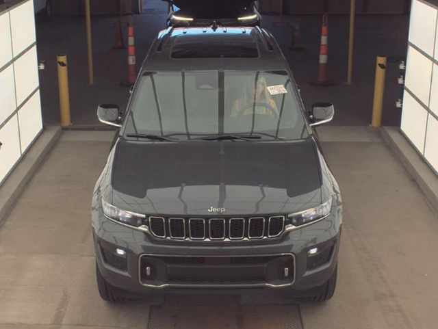 2022 Jeep Grand Cherokee Overland 4x4 - 22946655 - 2