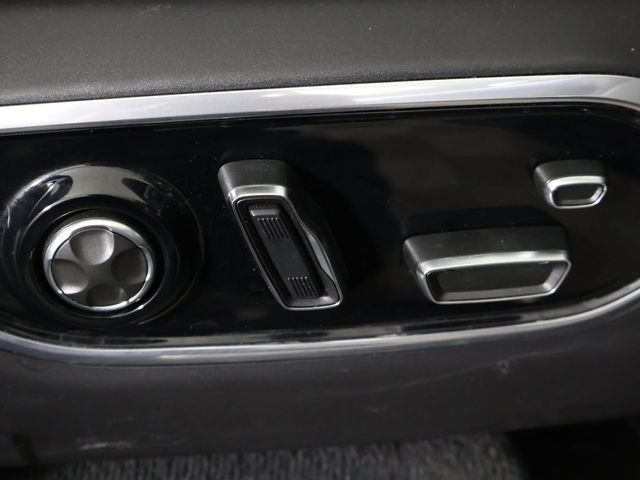 2022 Jeep Grand Cherokee Overland 4x4 - 22946655 - 39