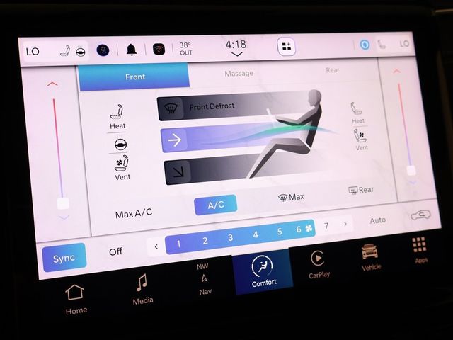 2022 Jeep Grand Cherokee Overland 4x4 - 22946655 - 56