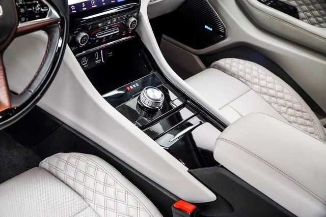 2022 Jeep Grand Cherokee Summit photo 14