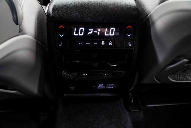 2022 Jeep Grand Cherokee Summit photo 18