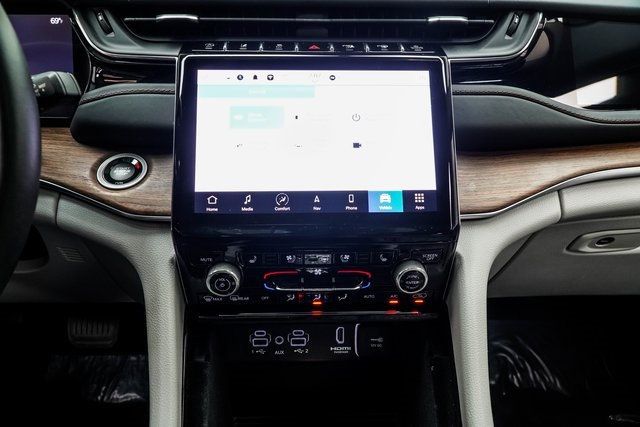 2022 Jeep Grand Cherokee Summit photo 20