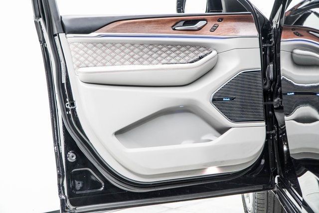 2022 Jeep Grand Cherokee Summit photo 42