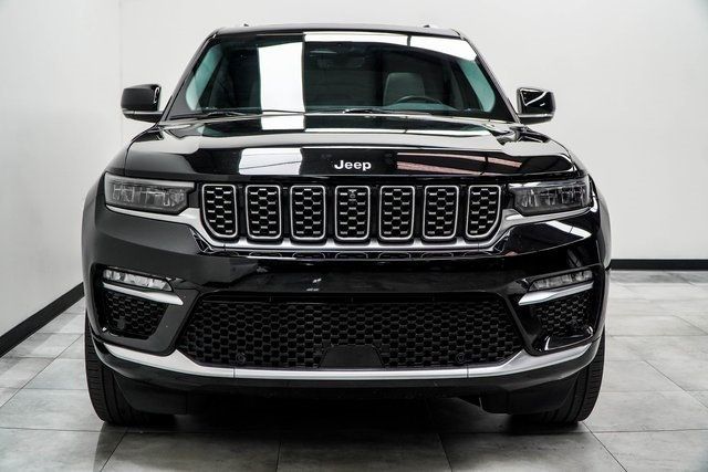 2022 Jeep Grand Cherokee Summit photo 5