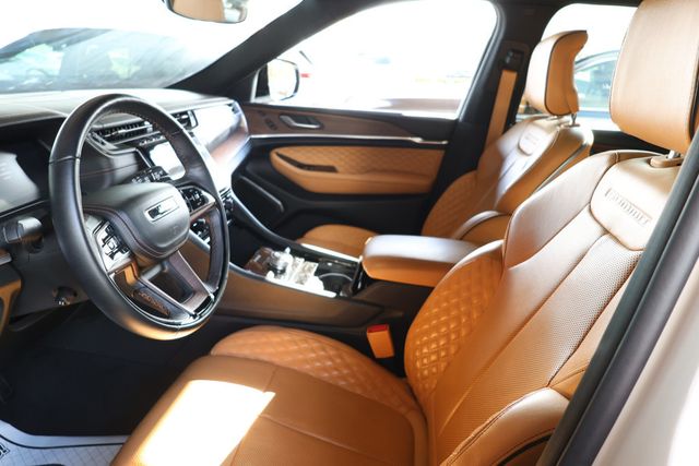 2022 Jeep Grand Cherokee Summit 4x4 - 22939976 - 18