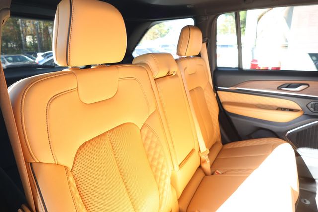 2022 Jeep Grand Cherokee Summit 4x4 - 22939976 - 20