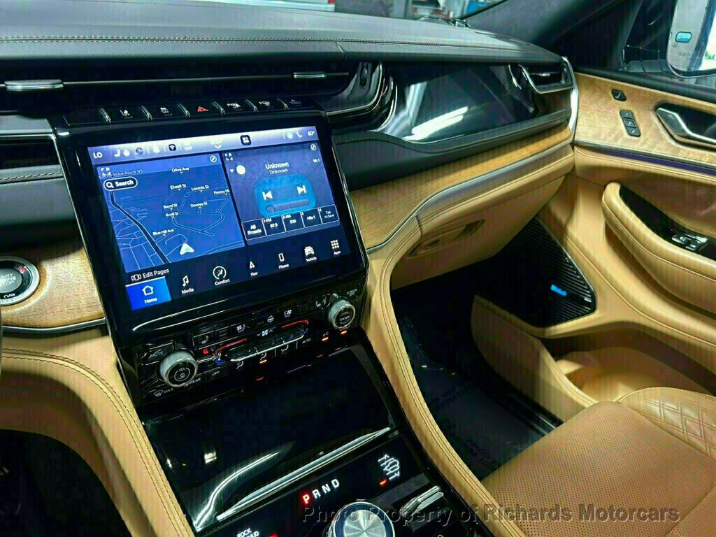 2022 Jeep Grand Cherokee Summit Reserve 4x4 - 22875367 - 18