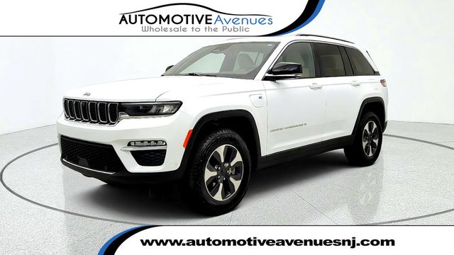 2022 Jeep Grand Cherokee 4xe 4x4 w/ Luxury Tech Group II - 23087197 - 0