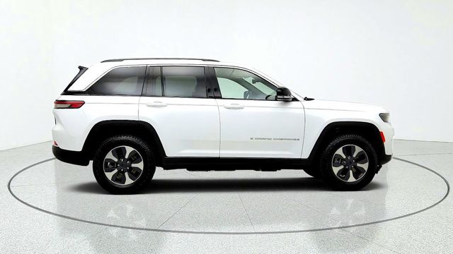 2022 Jeep Grand Cherokee 4xe 4x4 w/ Luxury Tech Group II - 23087197 - 3