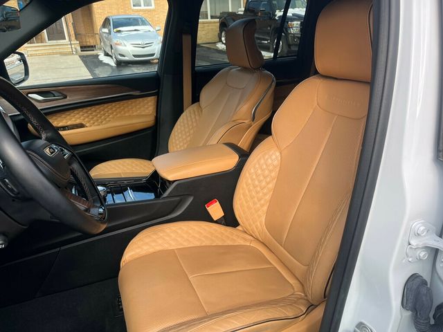 2022 Jeep Grand Cherokee 4xe Grand Cherokee Summit 4x4 $79,600 MSRP - 22986890 - 15