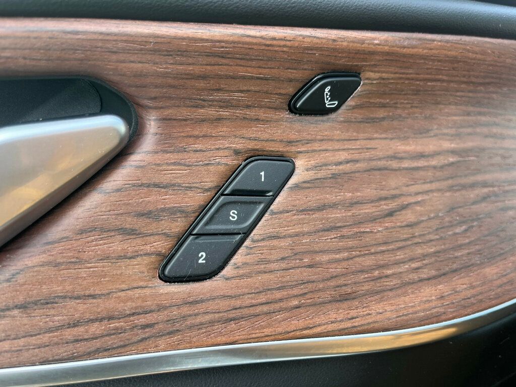 2022 Jeep Grand Cherokee 4xe Grand Cherokee Summit 4x4 $79,600 MSRP - 22986890 - 16