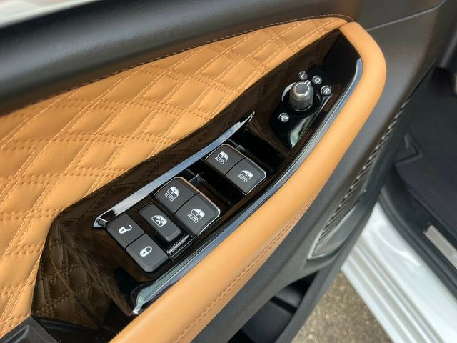 2022 Jeep Grand Cherokee 4xe Grand Cherokee Summit 4x4 $79,600 MSRP - 22986890 - 20