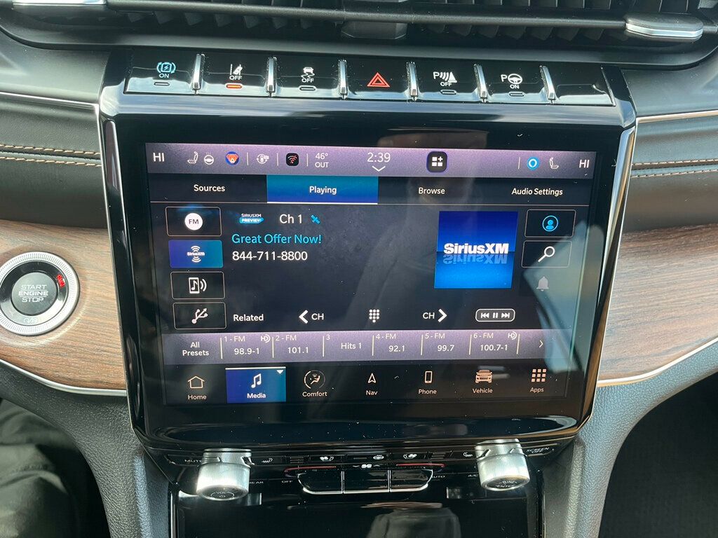 2022 Jeep Grand Cherokee 4xe Grand Cherokee Summit 4x4 $79,600 MSRP - 22986890 - 25