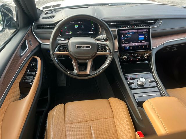 2022 Jeep Grand Cherokee 4xe Grand Cherokee Summit 4x4 $79,600 MSRP - 22986890 - 36