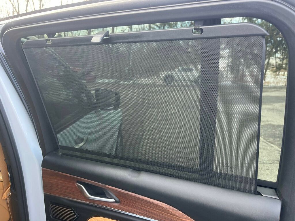 2022 Jeep Grand Cherokee 4xe Grand Cherokee Summit 4x4 $79,600 MSRP - 22986890 - 44