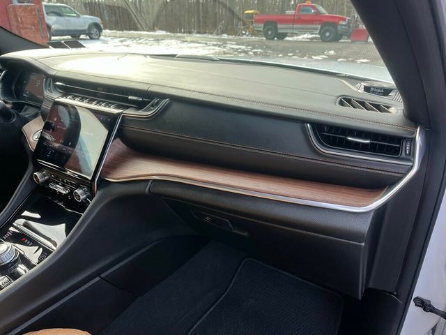 2022 Jeep Grand Cherokee 4xe Grand Cherokee Summit 4x4 $79,600 MSRP - 22986890 - 54