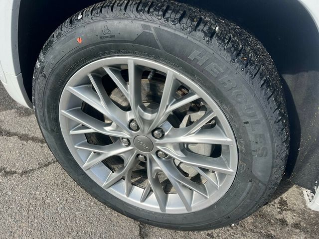 2022 Jeep Grand Cherokee 4xe Grand Cherokee Summit 4x4 $79,600 MSRP - 22986890 - 6