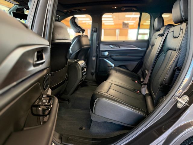 2022 Jeep Grand Cherokee 4xe Overland 4x4 - 23020107 - 22