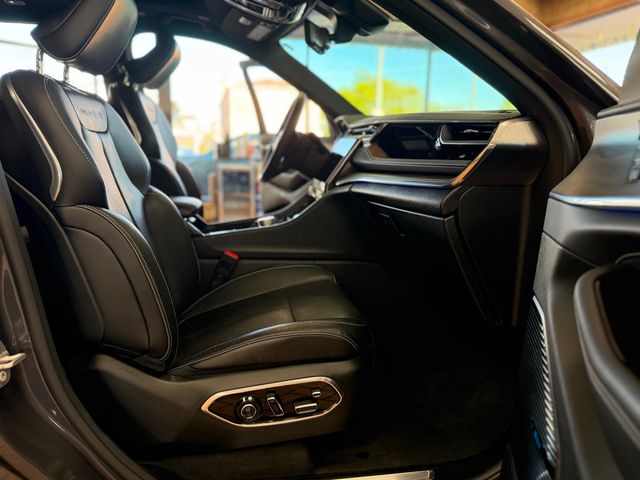 2022 Jeep Grand Cherokee 4xe Overland 4x4 - 23020107 - 24