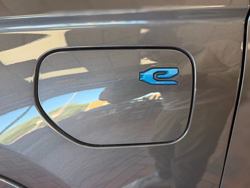 2022 Jeep Grand Cherokee 4xe Overland 4x4 - 23020107 - 26