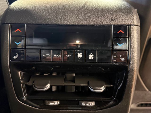 2022 Jeep Grand Cherokee 4xe Overland 4x4 - 23020107 - 40