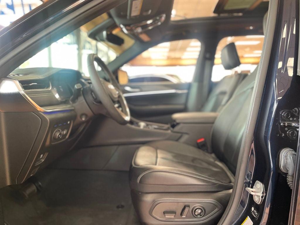 2022 Jeep Grand Cherokee 4xe Overland 4x4 - 23064911 - 22