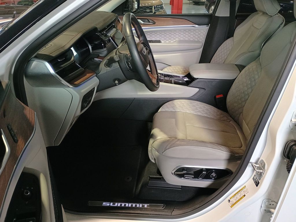 2022 Jeep Grand Cherokee 4xe Summit 4x4 1 Owner Clean Carfax - 23010981 - 11