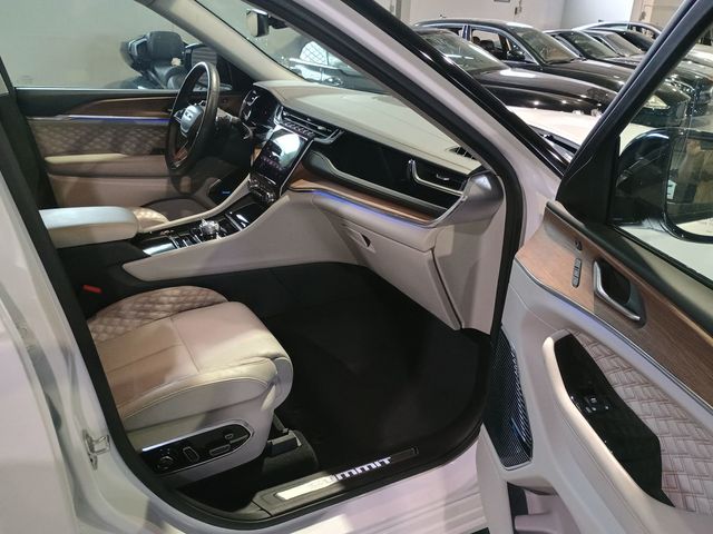 2022 Jeep Grand Cherokee 4xe Summit 4x4 1 Owner Clean Carfax - 23010981 - 29