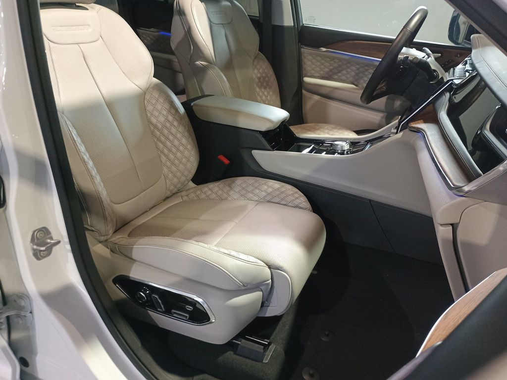 2022 Jeep Grand Cherokee 4xe Summit 4x4 1 Owner Clean Carfax - 23010981 - 30