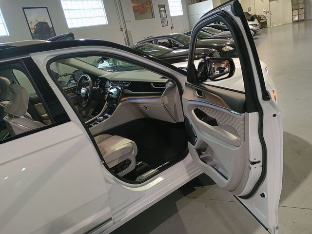 2022 Jeep Grand Cherokee 4xe Summit 4x4 1 Owner Clean Carfax - 23010981 - 33