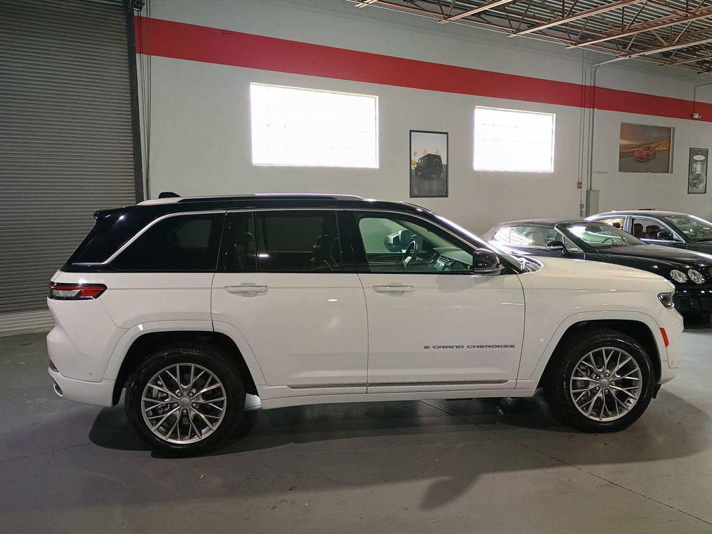 2022 Jeep Grand Cherokee 4xe Summit 4x4 1 Owner Clean Carfax - 23010981 - 5