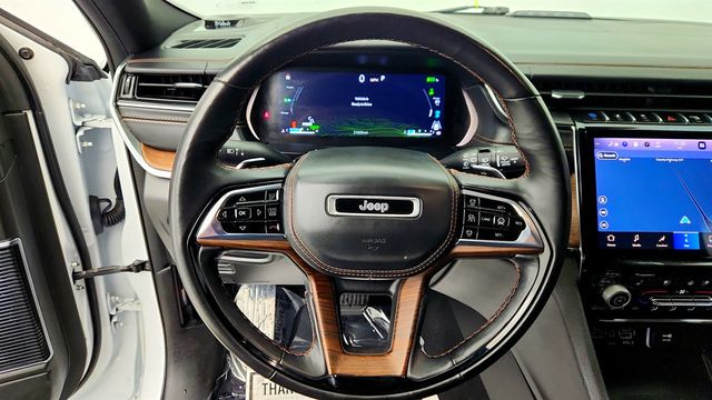 2022 Jeep Grand Cherokee 4xe Summit 4x4 with Advanced ProTech Group IV - 22959776 - 13