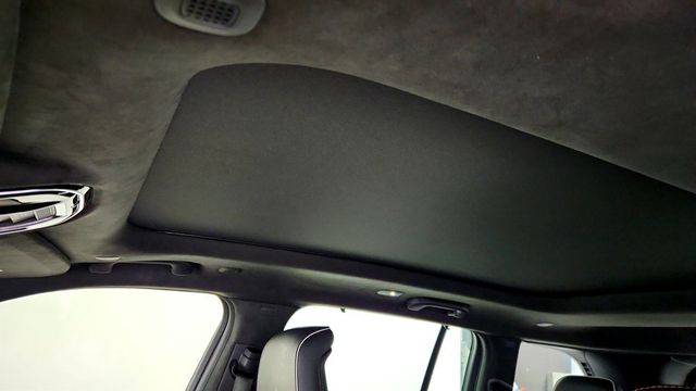 2022 Jeep Grand Cherokee 4xe Summit Reserve 4x4 with MOPAR Finishing Package & Luxury Tech V - 22967918 - 9