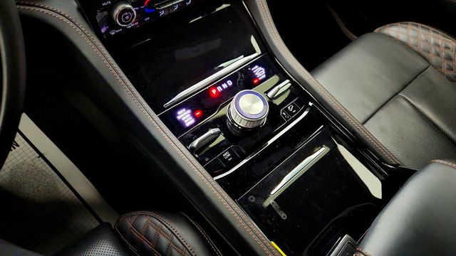 2022 Jeep Grand Cherokee 4xe Summit Reserve 4x4 with MOPAR Finishing Package & Luxury Tech V - 22967918 - 15