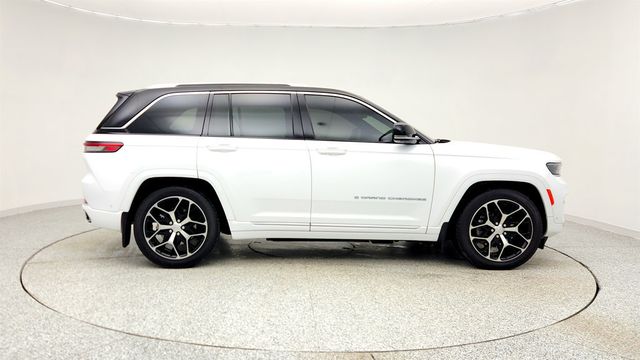 2022 Jeep Grand Cherokee 4xe Summit Reserve 4x4 with MOPAR Finishing Package & Luxury Tech V - 22967918 - 3