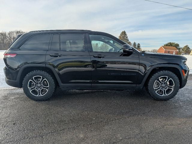 2022 Jeep Grand Cherokee 4xe TRAILHAWK MSRP $73,125  - 22976982 - 2