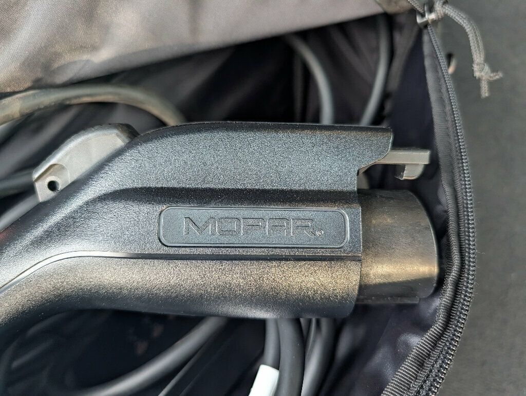 2022 Jeep Grand Cherokee 4xe TRAILHAWK MSRP $73,125  - 22976982 - 44