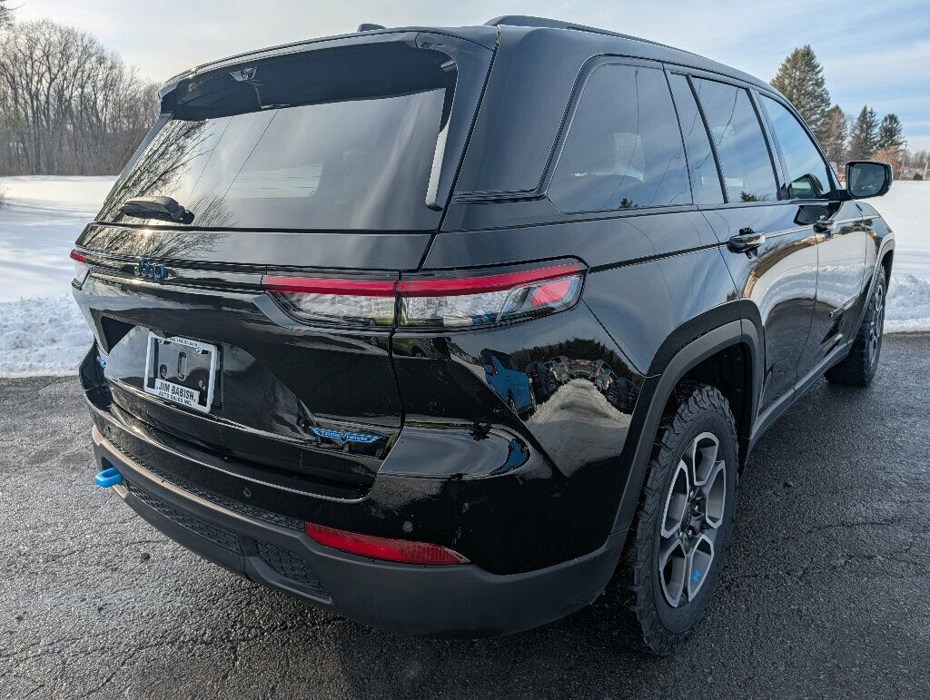 2022 Jeep Grand Cherokee 4xe TRAILHAWK MSRP $73,125  - 22976982 - 4