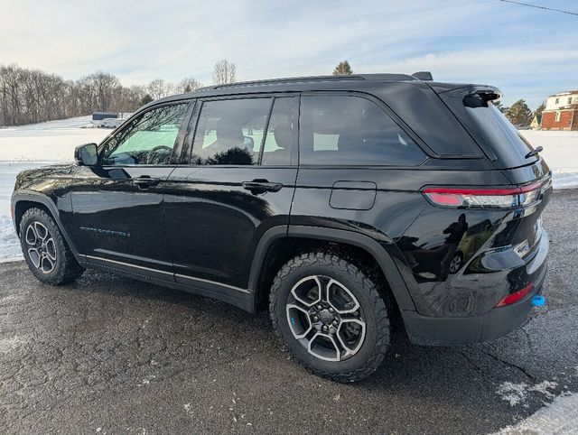 2022 Jeep Grand Cherokee 4xe TRAILHAWK MSRP $73,125  - 22976982 - 7