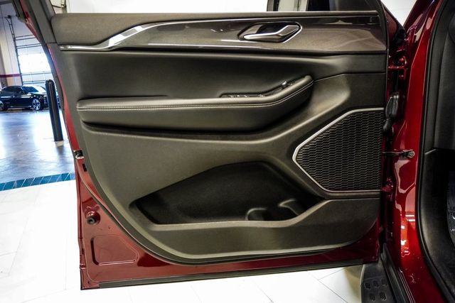 2022 Jeep Grand Cherokee L Altitude 4x2 - 22944875 - 22