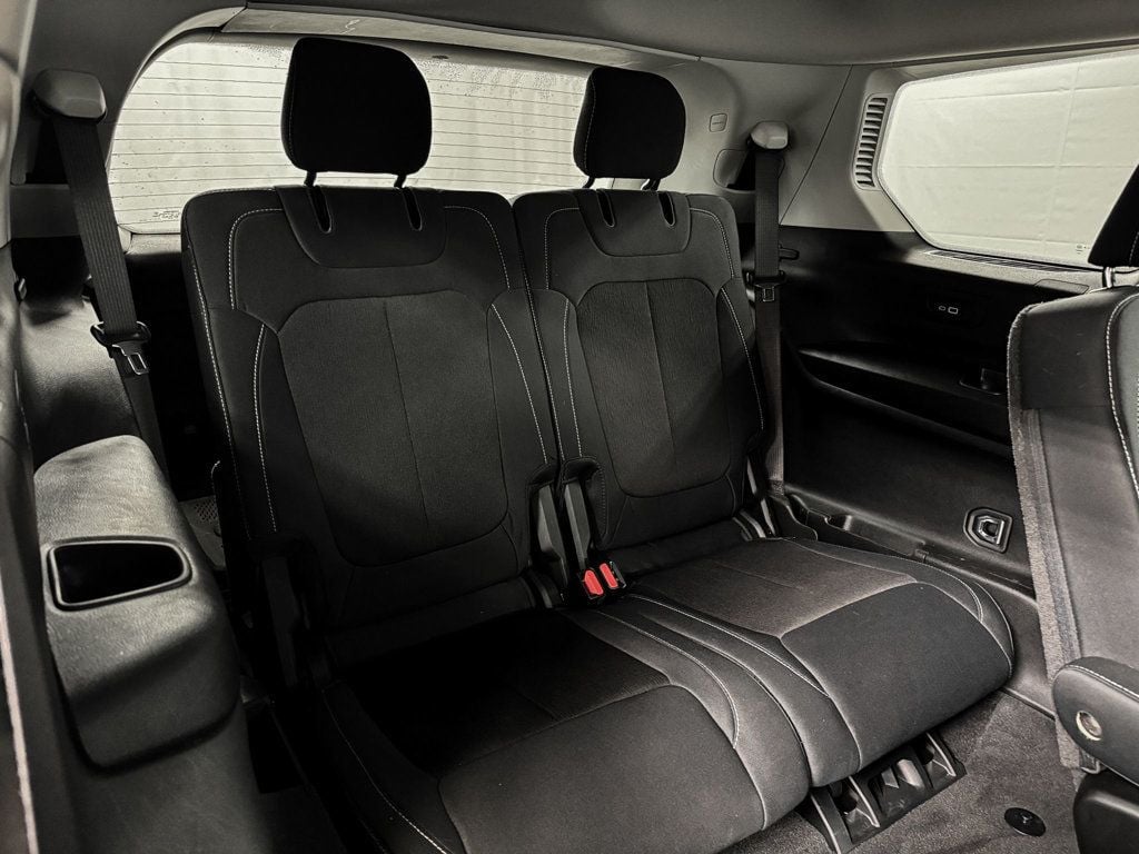 2022 Jeep Grand Cherokee Laredo photo 10