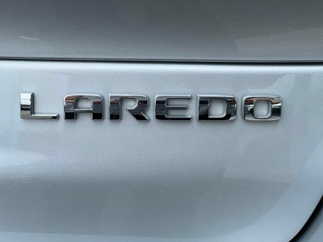 2022 Jeep Grand Cherokee L Laredo 4x4 - 22832744 - 9