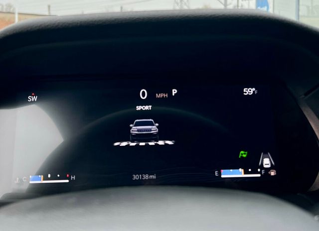 2022 Jeep Grand Cherokee L Laredo 4x4 - 22832744 - 25