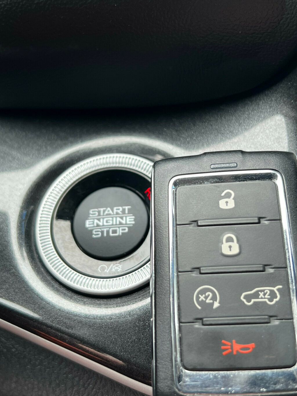 2022 Jeep Grand Cherokee L Laredo 4x4 - 22832744 - 28