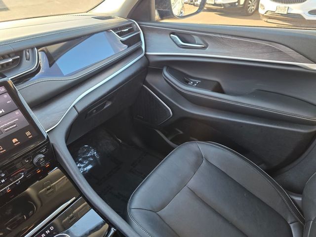 2022 Jeep Grand Cherokee L Limited 4x4 - 22998742 - 37