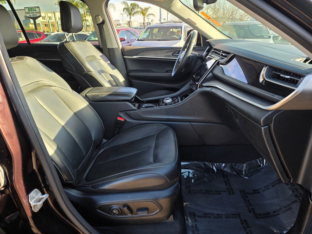 2022 Jeep Grand Cherokee L Limited 4x4 - 22998742 - 8