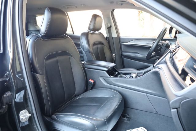 2022 Jeep Grand Cherokee L Limited 4x4 - 22970856 - 24