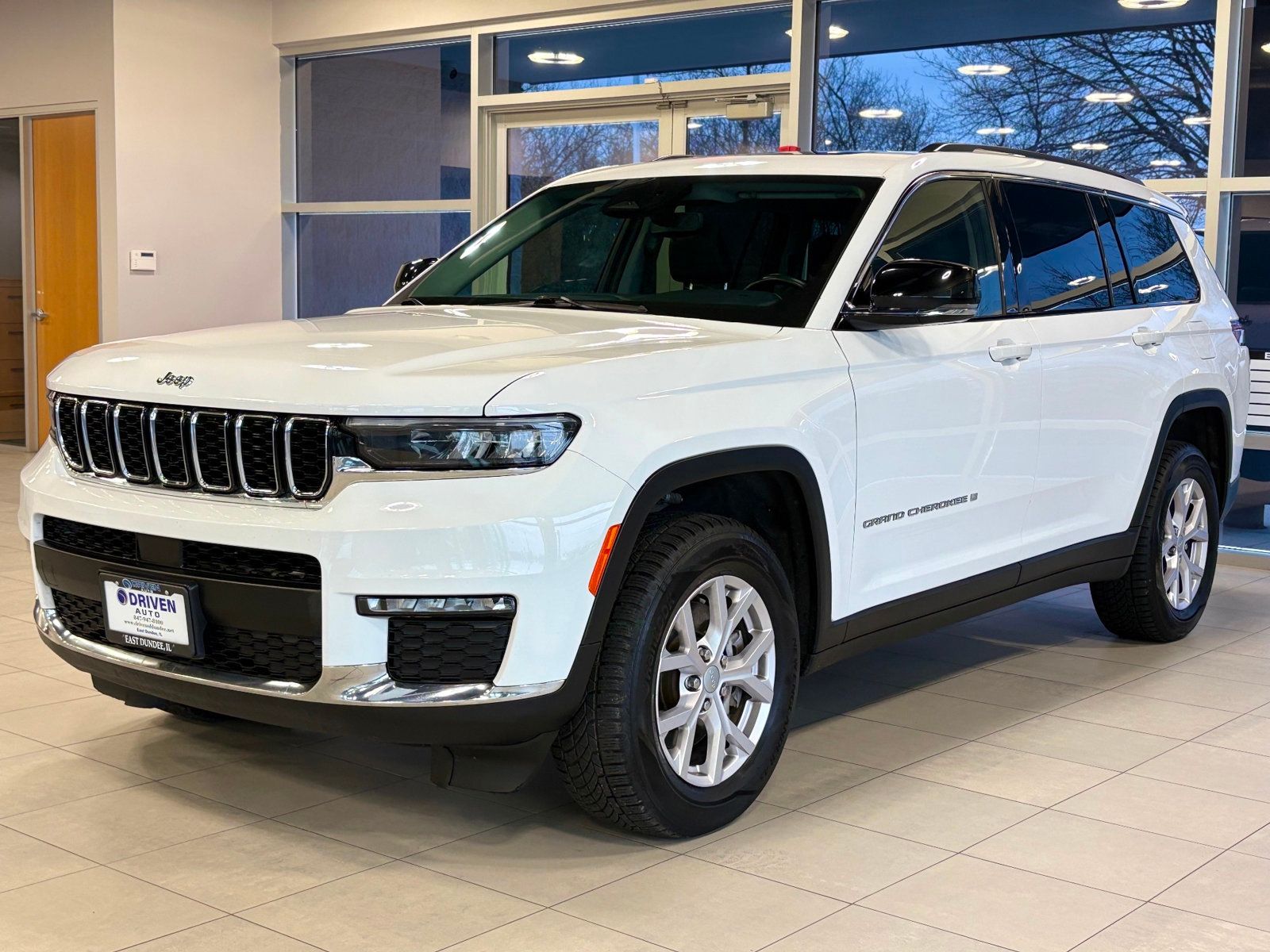 2022 Jeep Grand Cherokee Limited photo 4
